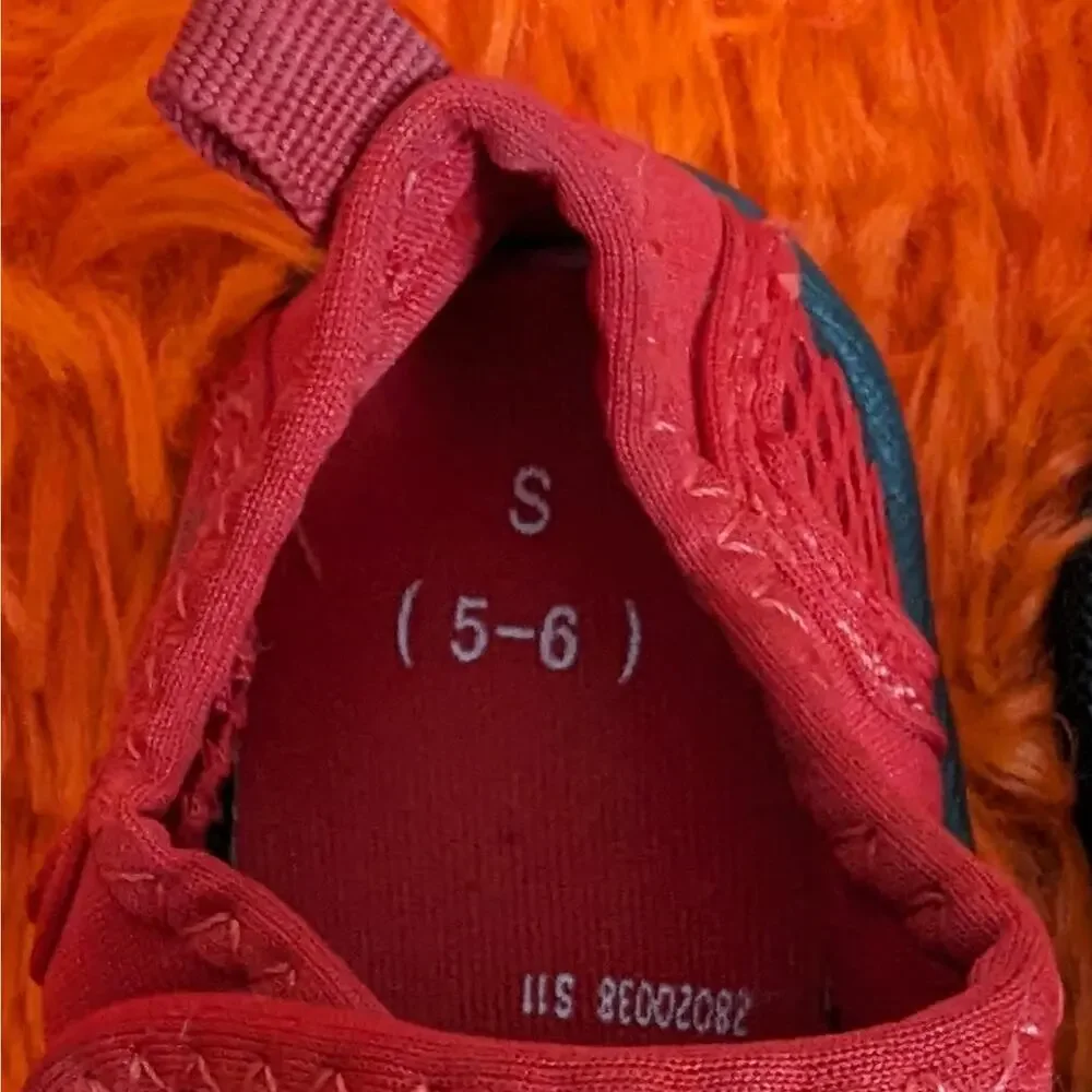 Sintetico Kids Red Velcro Swimming Pool River Water Shoes Socks Small 5/6